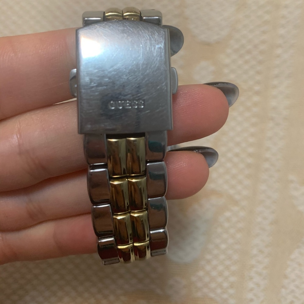 Guess watch - Picture 3 of 8